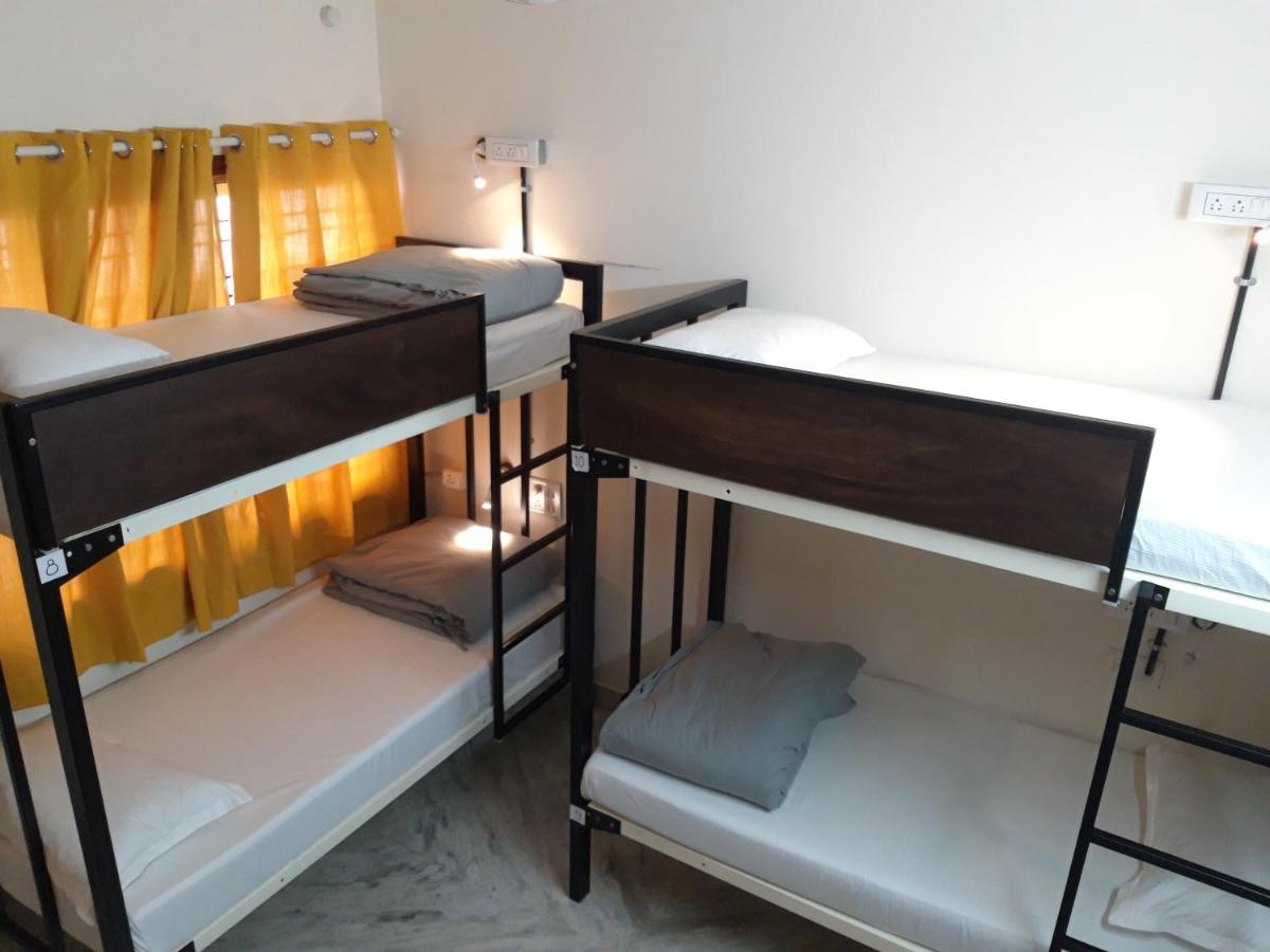 Chirpy Co-Living Space & Hostel Bangalore Luaran gambar